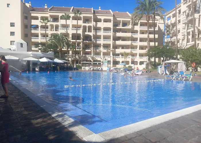 Castle Harbour 460 * Los Cristianos (Tenerife)